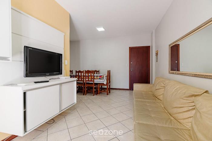 apt w balcony 150m from sea meia praia rcb405