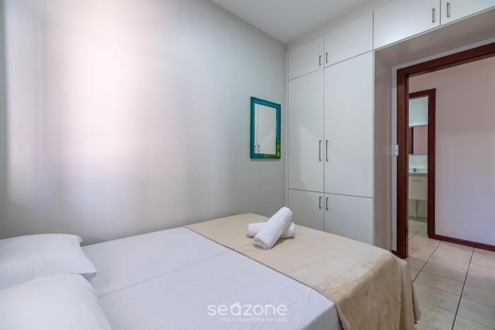 apt w balcony 150m from sea meia praia rcb405