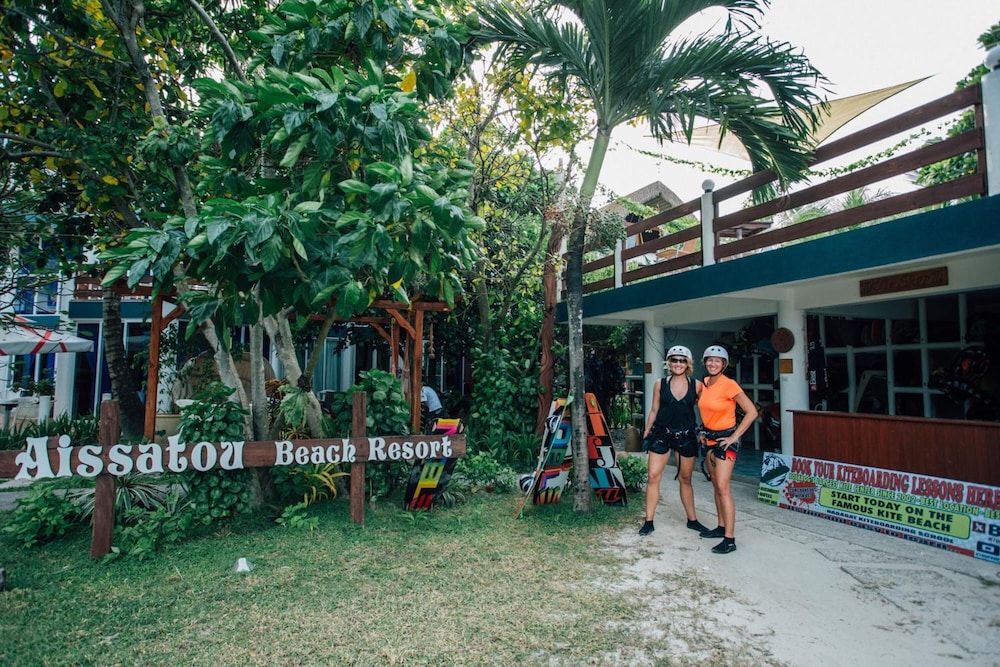 aissatou beach resort