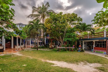 aissatou beach resort