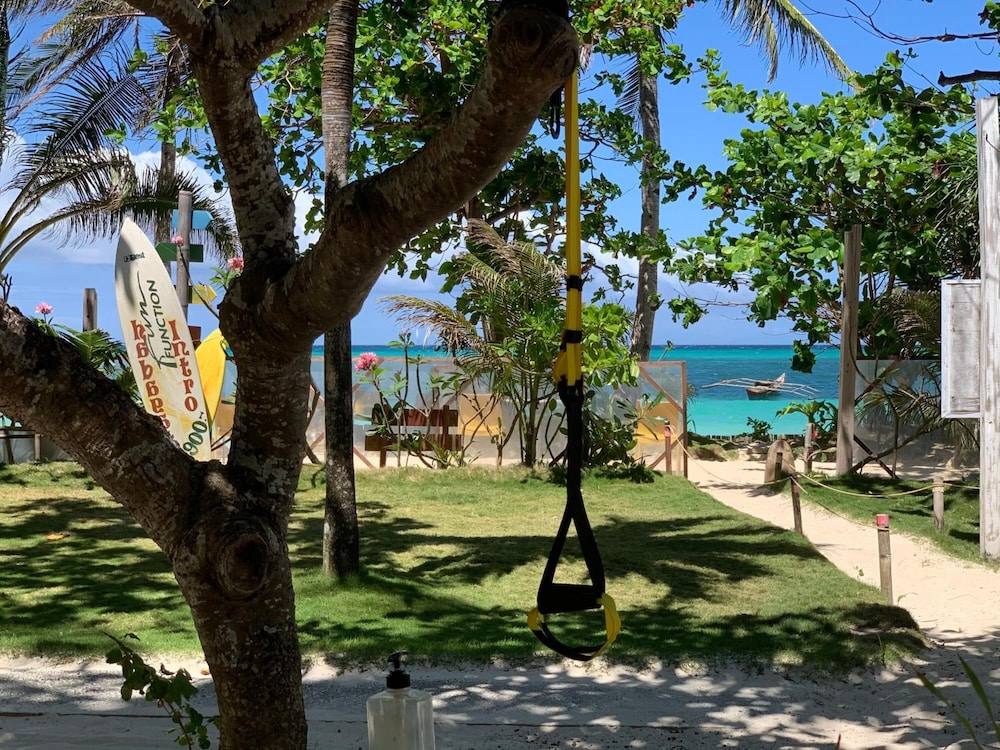 aissatou beach resort