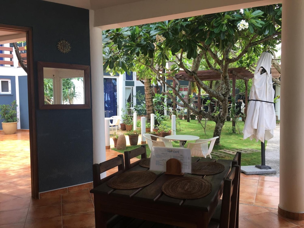 aissatou beach resort