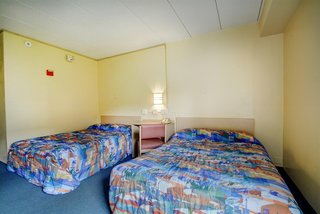Motel 6 Warwick, Ri - Providence Airport - I-95,Near Garden City Center,2 star