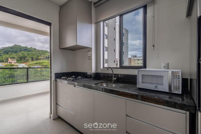 2br apt w balcony near the sea mts1503
