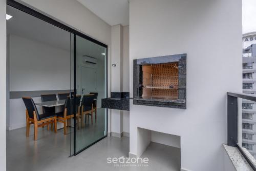 2br apt w balcony near the sea mts1503