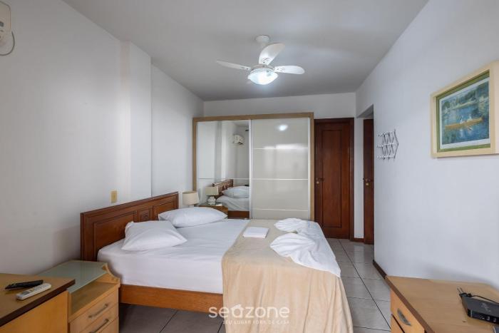 apt w balcony seafront in meia praia ceo0104