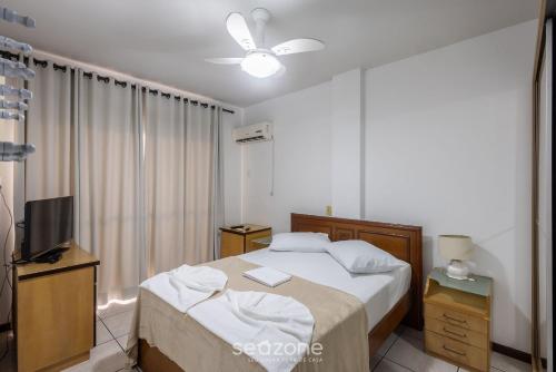 apt w balcony seafront in meia praia ceo0104