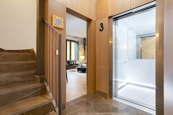 Genteel Home San Matias,,4 star