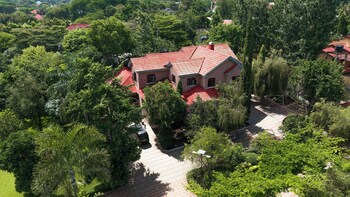 the hidden valley lodge