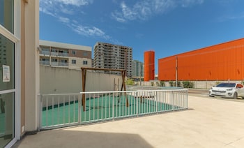 Apart 450M From The Beach In Cond. W/ Pool Var0302,,3 star