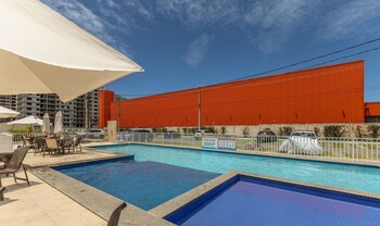 Apart 450M From The Beach In Cond. W/ Pool Var0302,,3 star