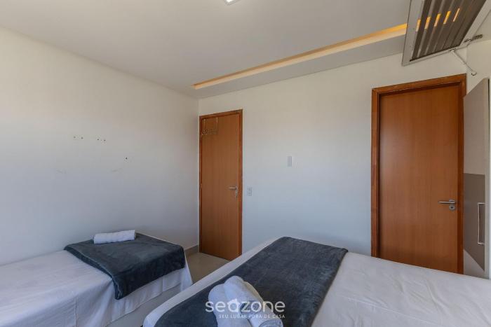 apart 450m from the beach in cond w pool var0302