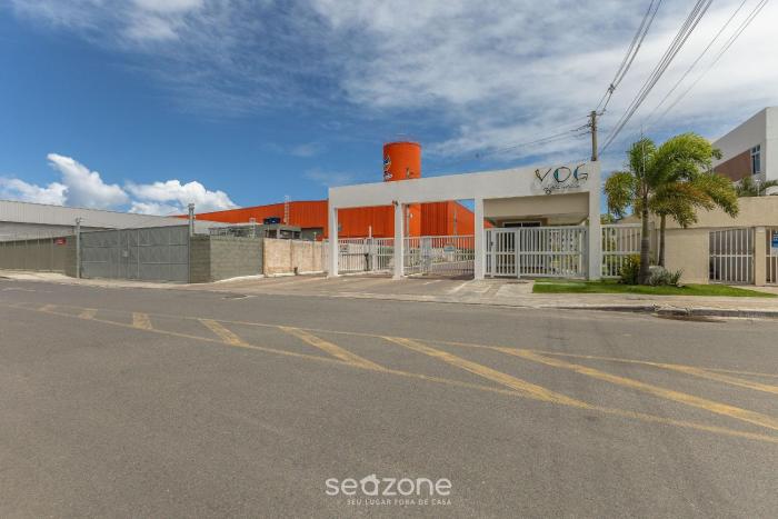 apart 450m from the beach in cond w pool var0302