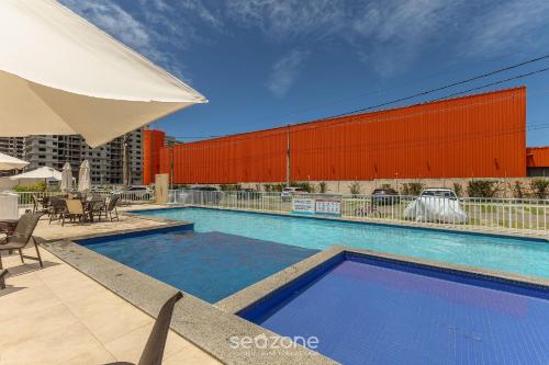 apart 450m from the beach in cond w pool var0302