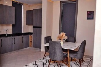 ridge ville apartment by platinum