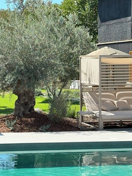 537 saint emilion bornes recharges