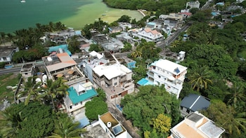 Beau Soleil Apartments,,3 star