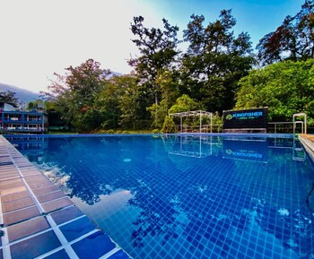 kingfisher jungle stay by terastay