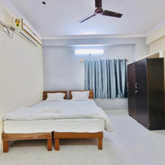 orion studio service apartments