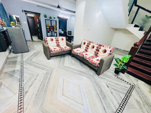 orion studio service apartments