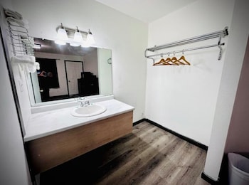 Hotel O,,3 star