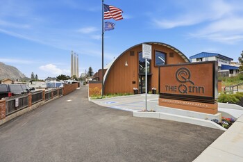 the q inn