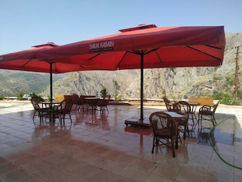 serge hotel