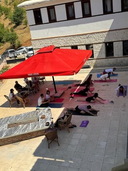 serge hotel