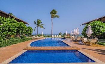 apt in a seaside condominium itacimirim ba iab109