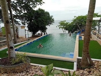 Tulang Diot View And Turtle Haven,,3 star
