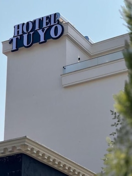hotel tuyo