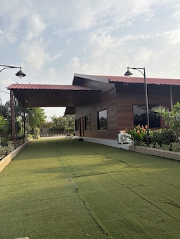 the greenwood farm and lawn bijwasan
