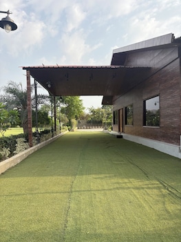 the greenwood farm and lawn bijwasan