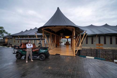 neptune serengeti luxury tented camp
