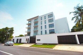 Greystone Apartments,,4 star