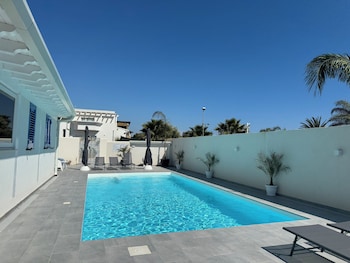 Onda Bianca Luxury Apartments,Contrada Canalotto 19I,4 star