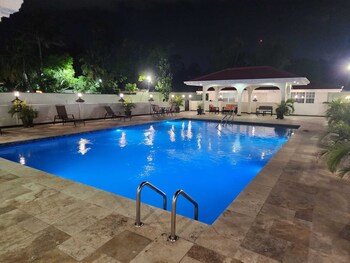 ideal executive suites