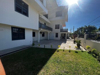 ideal executive suites