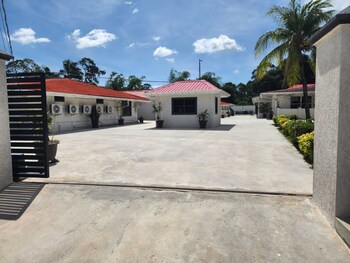 ideal executive suites