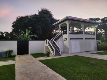 ideal executive suites