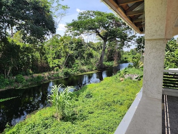 ideal executive suites