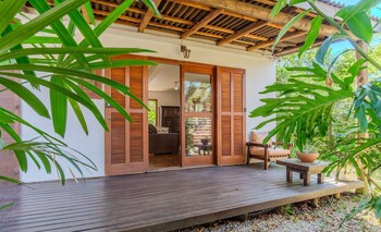 house beach and nature in ibiraquera tan0000