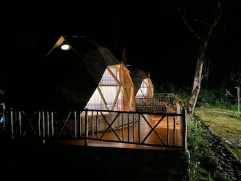 salkantay majestic domes eco lodge