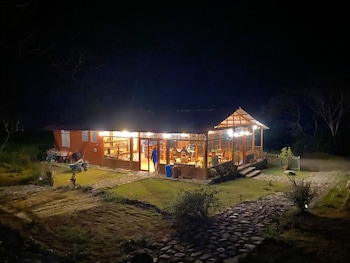 salkantay majestic domes eco lodge