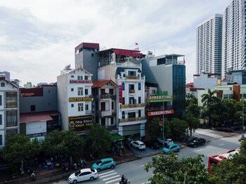 riverside hotel ong anh
