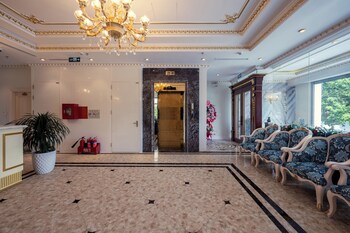 Riverside Hotel Đong Anh,,3 star
