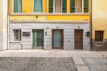 apartmentsarena mustacchi rooms