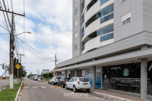 apt w balcony and bbq 500m from the beach rml605