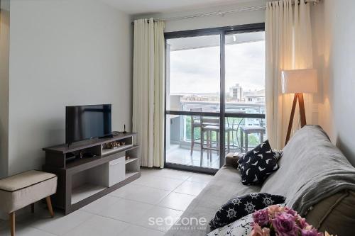 apt w balcony and bbq 500m from the beach rml605