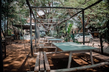 serene annex hotel and apartment